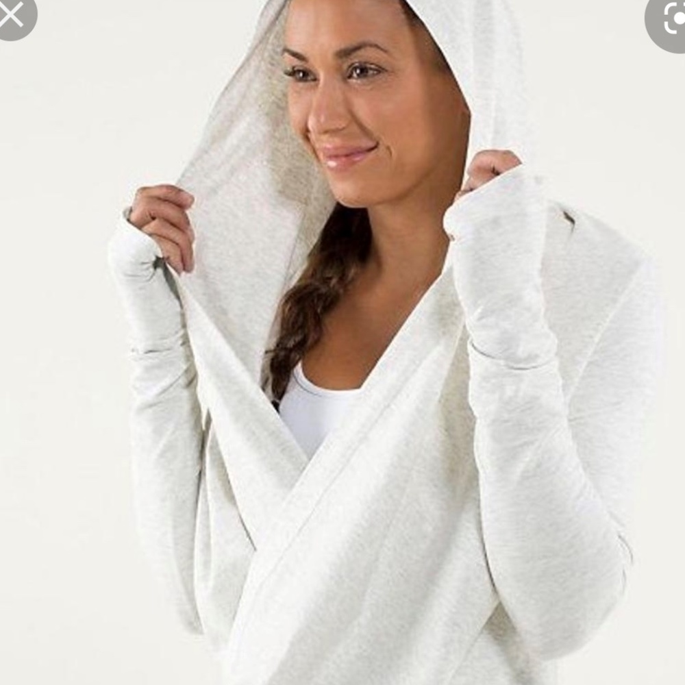 Lululemon ICONIC WRAP  *NWT!*
